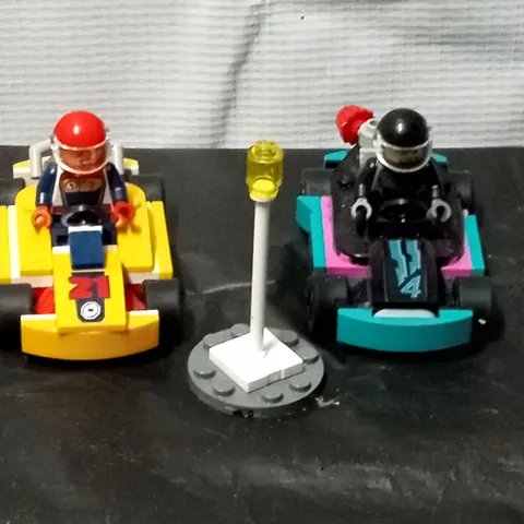 LEGO Racing Cars Go-Kart Lot 2 Karts 2 Minifigures Start Light Custom Printed
