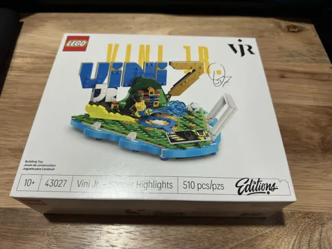 LEGO Vini Jr. - Soccer Highlights 43027 Editions Complete Set 510 Pieces