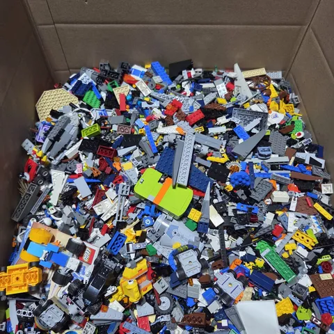 Over 42 Lbs Of Unsorted Lego Bulk From Various Themes & Sets NO Mini Figures