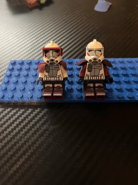 LEGO Star Wars Clone Arf/Arc trooper Minifigure Lot of 2w/ Helmets & Accessories