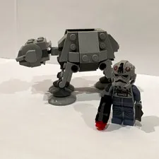LEGO Star Wars Microfighters AT-AT & Hoth Pilot Minifigure Polybag 75298