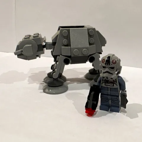 LEGO Star Wars Microfighters AT-AT & Hoth Pilot Minifigure Polybag 75298