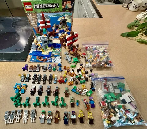 LEGO Minecraft Lot. 21152, Minifigs, Animals, Heads