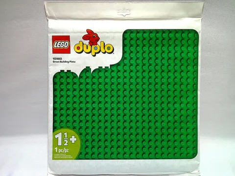 New Sealed Lego Duplo Green Base Plate 15 x 15 inches Large 24 x 24 pegs