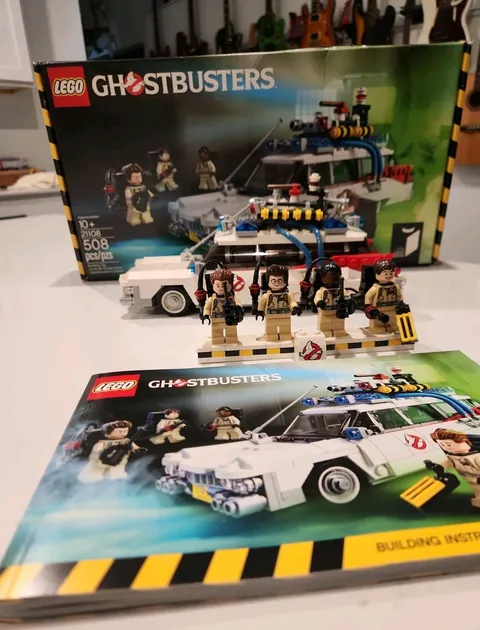 LEGO Ideas: Ghostbusters Ecto-1 (21108) Complete Box Instructions Mini Figs 100%
