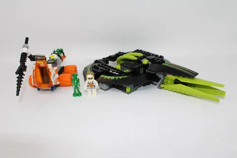 Lego Mars Mission - 7693 - ETX Alien Strike w/Instructions & Checklist of Parts