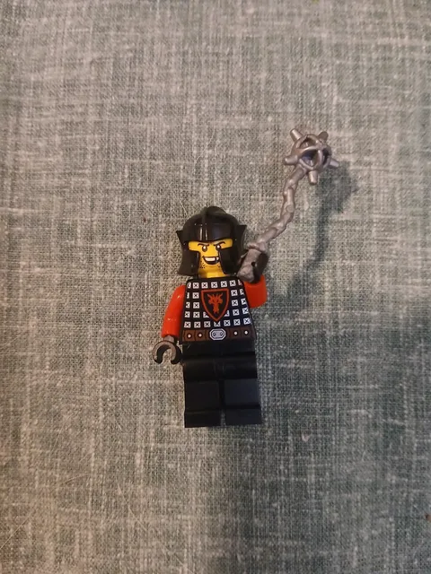 LEGO Castle Dragon Knight cas524 Minifigure 70400 70404 w/ Flail Helmet