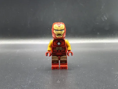LEGO MINIFIGURE MARVEL SUPERHEROES IRON MAN - DARK RED AND GOLD ARMOR SH0910