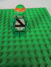 LEGO Teenage Mutant Ninja Turtle TMNT Michaelangelo Minifigure Authentic 