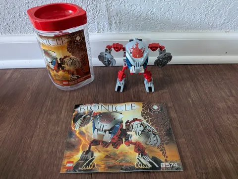 LEGO BIONICLE: Tahnok-Kal (8574). Used/Complete. See Description!