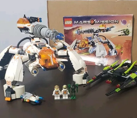 Lego Mars Mission 7649 MT-201 Ultra-Drill Walker Complete with Instructions
