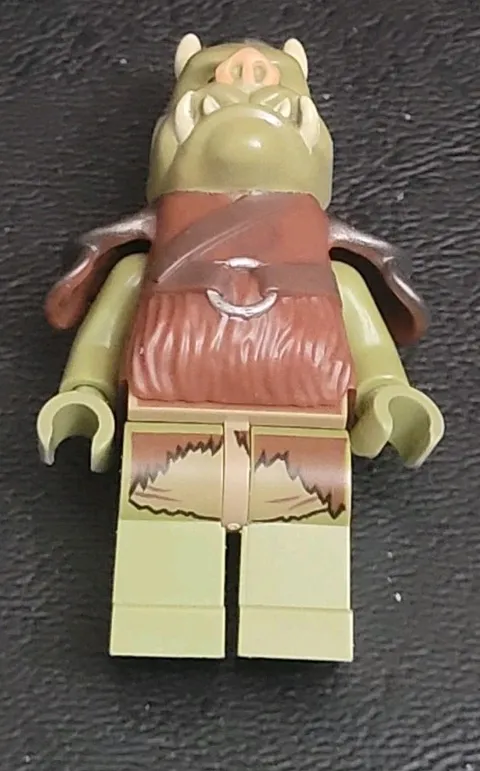 LEGO Star Wars: Gamorrean Guard Olive Green Minifigure sw0405 75005 9516 2012