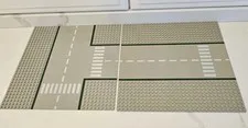 2 x Vintage LEGO Baseplate 32x32: Straight Road w/ Crosswalk & T-Junction
