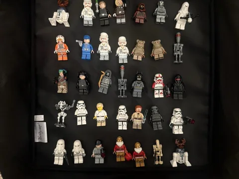 LEGO Minifigures Assortment Collection - Assorted Characters