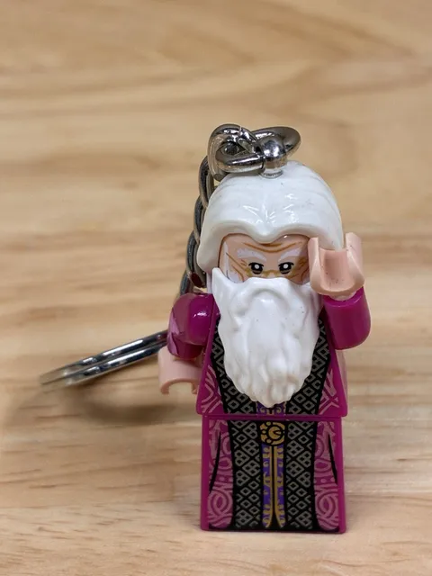 LEGO Harry Potter Albus DUMBLEDORE KEY CHAIN Magenta Robe WIZARDING WORLD 854198