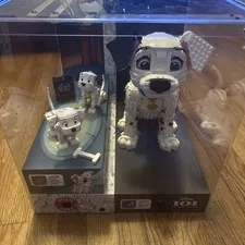 LEGO 43271  43269Disney 101 Dalmatians  Store Display Lighted Case Works