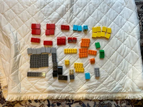 Lego Duplo Building Blocks/Bricks Misc Large Lot of (64) pieces various colors
