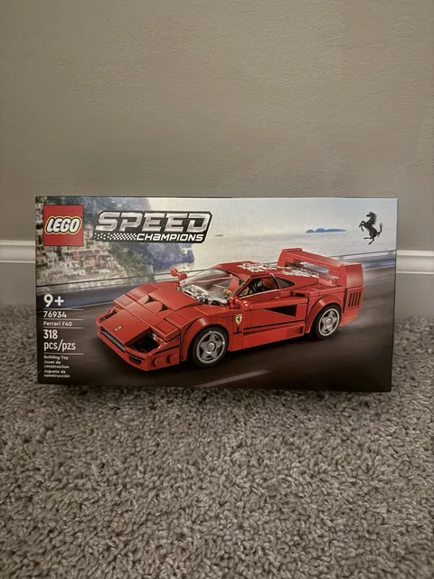 LEGO Speed Champions: Ferrari F40 Supercar (76934) Unopened