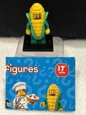 LEGO Corn Cob Guy Collectible Minifigure Series 17 71018 Baseplate Leaflet 