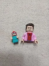 Incomplete Peter Parker And Mayday Parker Minifigures