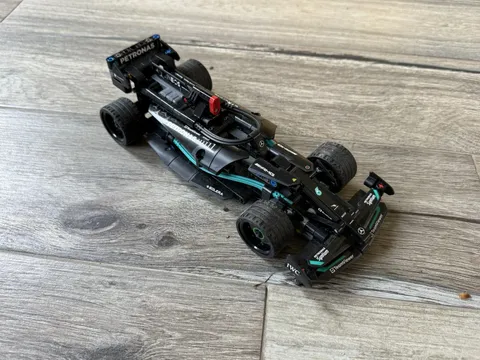 Retired LEGO Mercedes AMG F1 W14 E-Performance Pull-back 42165 Technic Built