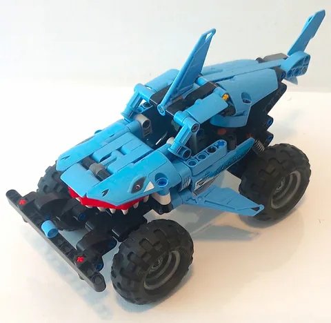 LEGO Creator 3in1 31108 Shark Vehicle Built Model, No Box/Manual