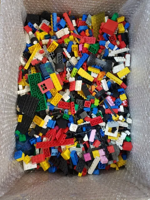Around 15lb Of Mixed Lego Bricks, Flats And Other Assorted Pieces - Unsterilized