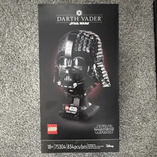 BRAND NEW IN BOX LEGO Star Wars Darth Vader Helmet 75304