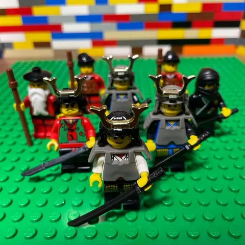 LEGO Castle Ninja Samurai Shogun Minifigure Lot Sensei Wu Vintage Set