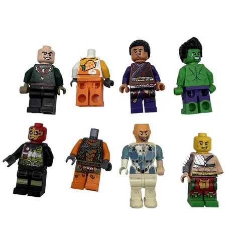 LEGO Minifigures Building Bricks Bulk Lot Mixed Themes Colors Plastic 3+