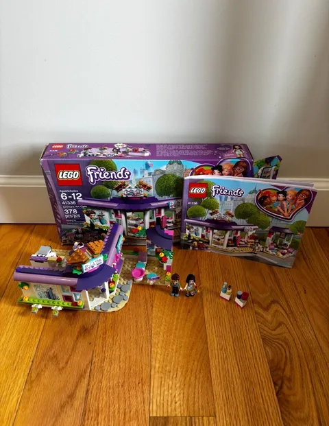 LEGO FRIENDS: Emma's Art Cafe (41336) complete set, manual and box