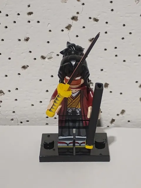 Custom Lego Demon Slayer-  Yoriichi Tsugikuni Minifigure with black stand m35