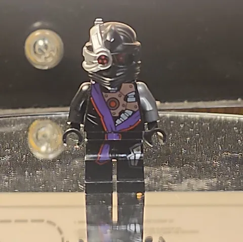LEGO Ninjago Nindroid Drone Mini Figure