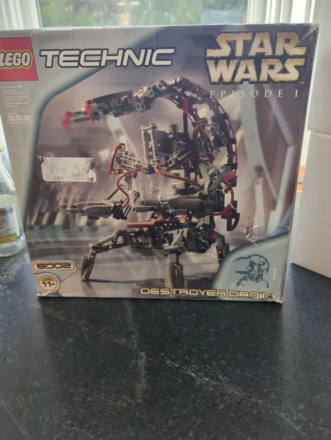 LEGO Star Wars: Destroyer Droid (8002)