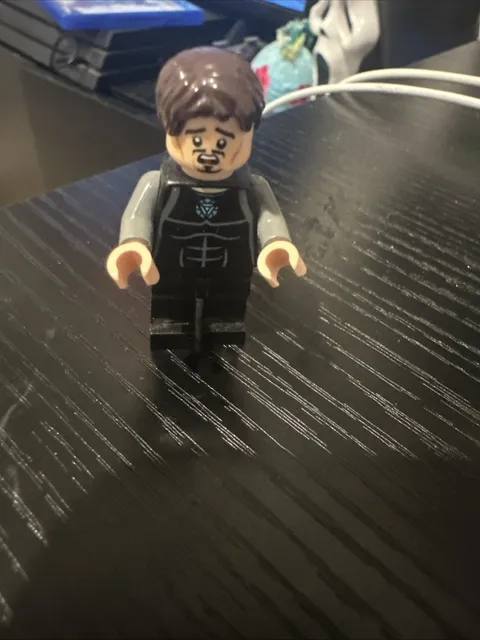 LEGO Super Heroes Minifigure Tony Stark (Genuine)