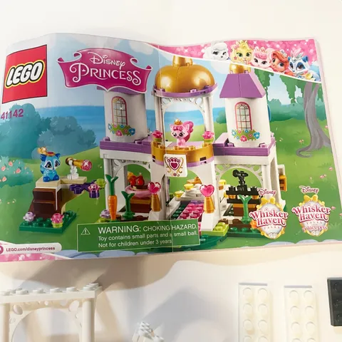 LEGO Disney Princess 41142 Palace Pets Royal Castle Whisker Haven Complete Set