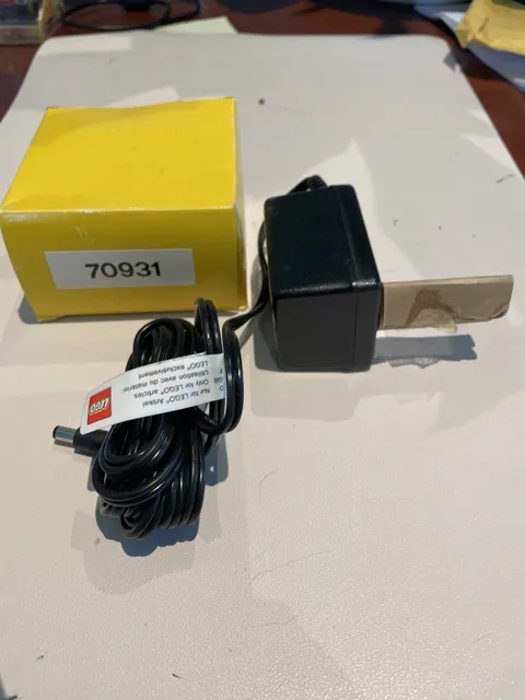 LEGO 70931 Train 9v Speed Regulator Power Supply Read Description