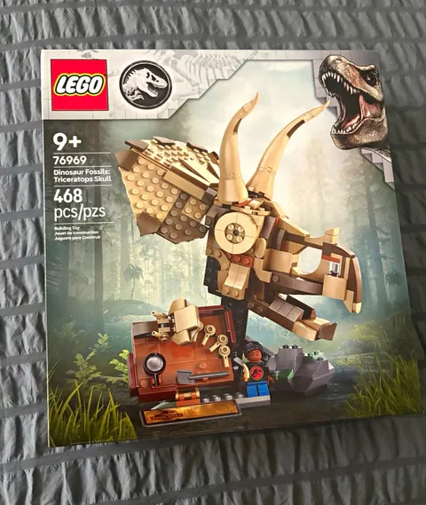 LEGO Jurassic World Dinosaur Fossils: Triceratops Skull 76969 468 pcs 9+