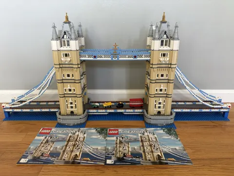 LEGO Creator Expert London Tower Bridge 10214 Set
