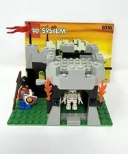 LEGO Skeleton Surprise: 6036, 100% Complete w/Instructions NO BOX