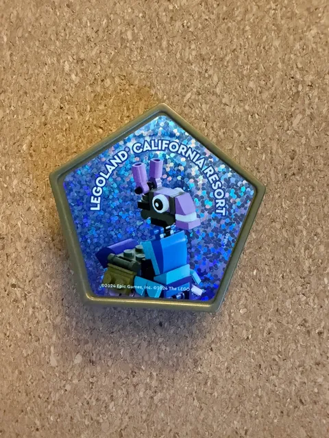 Legoland California Fortnite Lama Gold Prismatic Pop Badge 2024