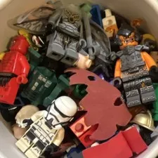 5x complete/semi complete Lego mini figure with total valve at least 50$