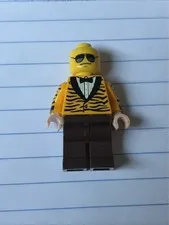 LEGO - The LEGO Batman Movie - Tiger Tuxedo Batman - Mini Figure Incomplete