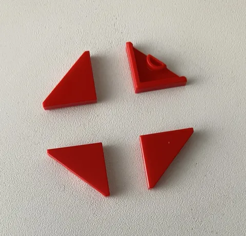LEGO 4x NEW Pieces Tile 2x2 Triangular RED #35787