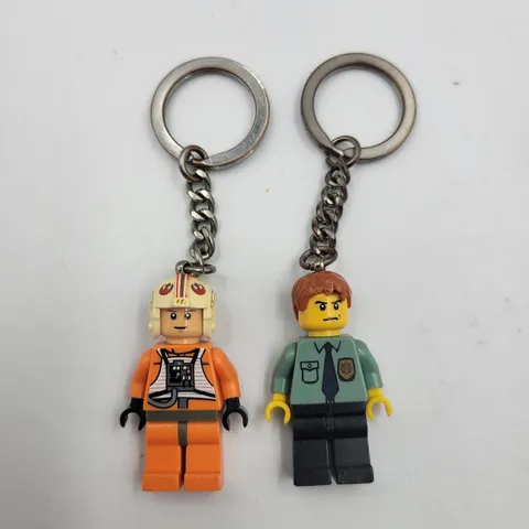 LOT OF 2 LEGO MINI FIGURE KEYCHAIN STAR WARS LUKE SKYWALKER CITY POLICEMAN