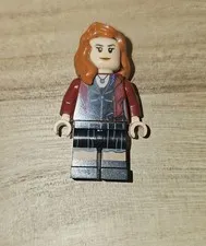 Lego Marvel Super Heroes The Scarlet Witch (Wanda Maximoff) Minifigure sh0174