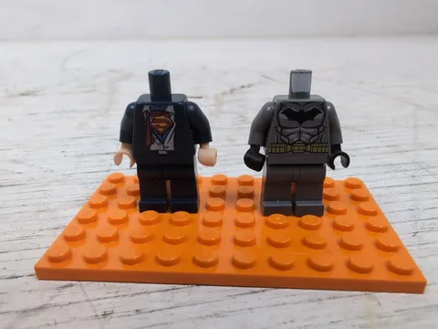 Lego Clark Kent Superman Minifigure - Missing Head - SH0083 - 2013 - With Batman