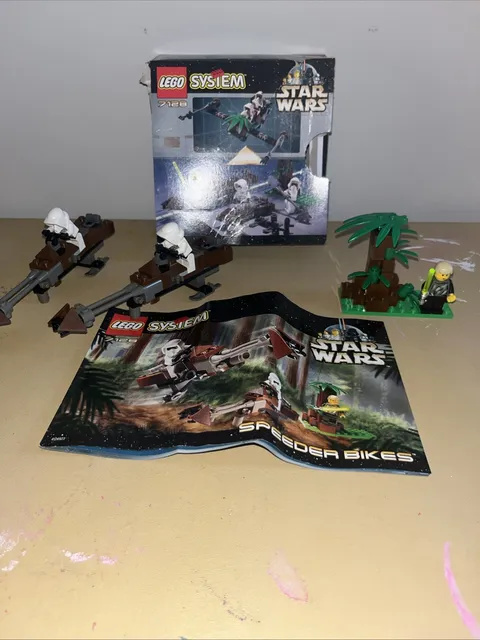 Lego Star Wars  7128 - Speeder Bikes w/box Manuel Read