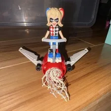 Harley Quinn To The Rescue Lego Minifigure Red Jet Movable Wings And Net Shooter