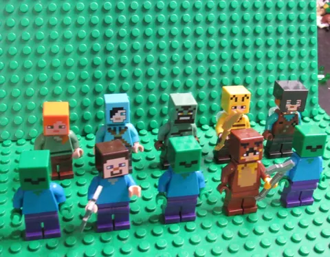 Lot LEGO Minecraft minifigures Alex Steve Zombie Beekeeper BL24